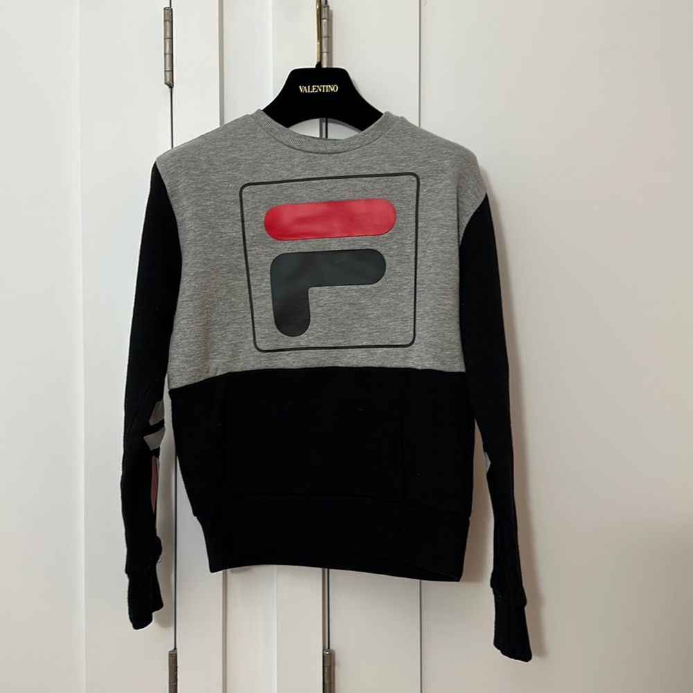 Fila sweater small used once
